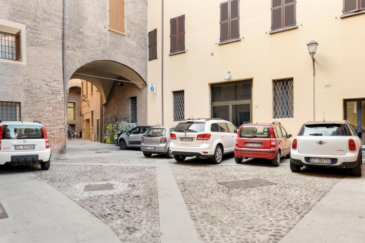 בולוניה Lo Scrigno Delle 2 Torri! Nel Cuore Del Centro, Vicino A Via Rizzoli מראה חיצוני תמונה